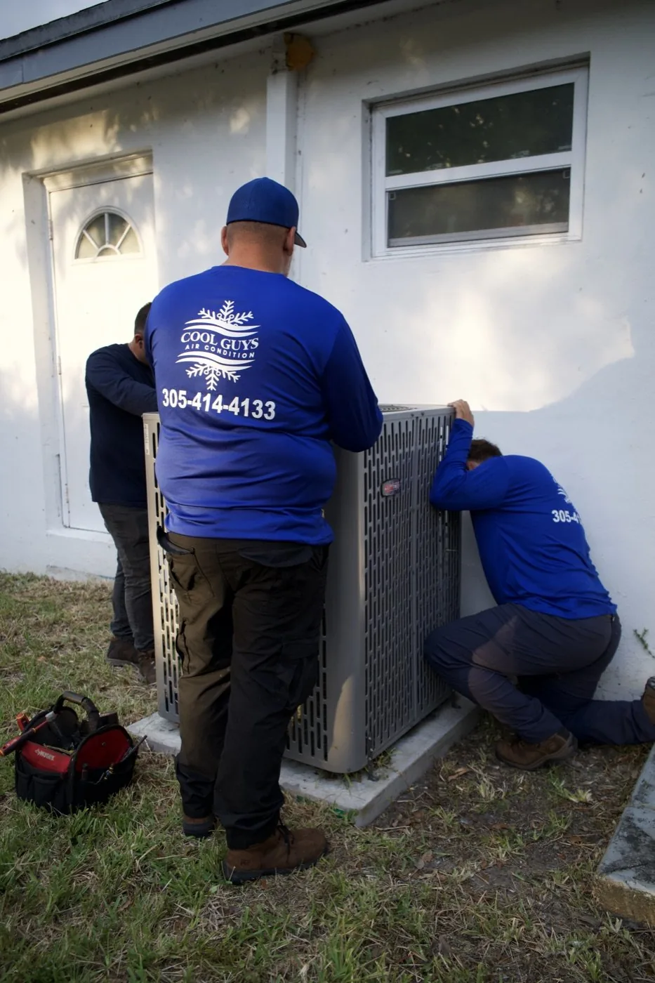 Miami HVAC crew content used in an inbound marketing campaign